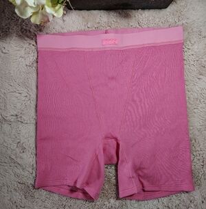 NWOT Skims Cotton Ribbed Boxer Shorts Medium